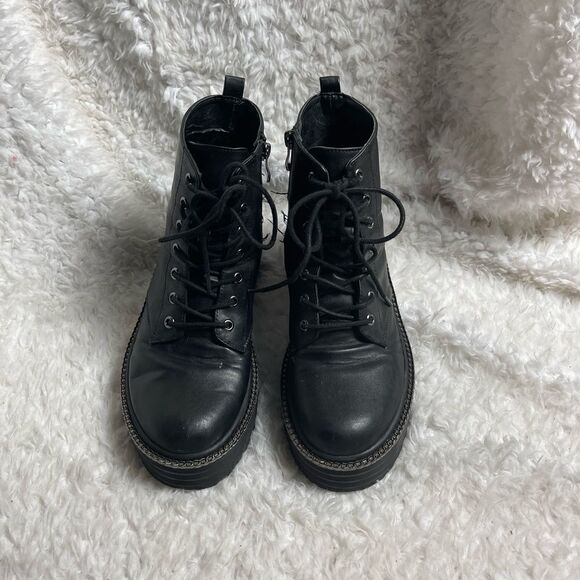 BCBG generation Kayte Black Combat boots with chain silver tone accent Size 8M - Picture 2 of 12